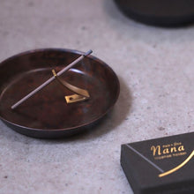 Nana reykelsisstandur